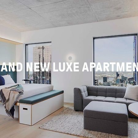 Отель Scape Living At Franklin Мельбурн Экстерьер фото